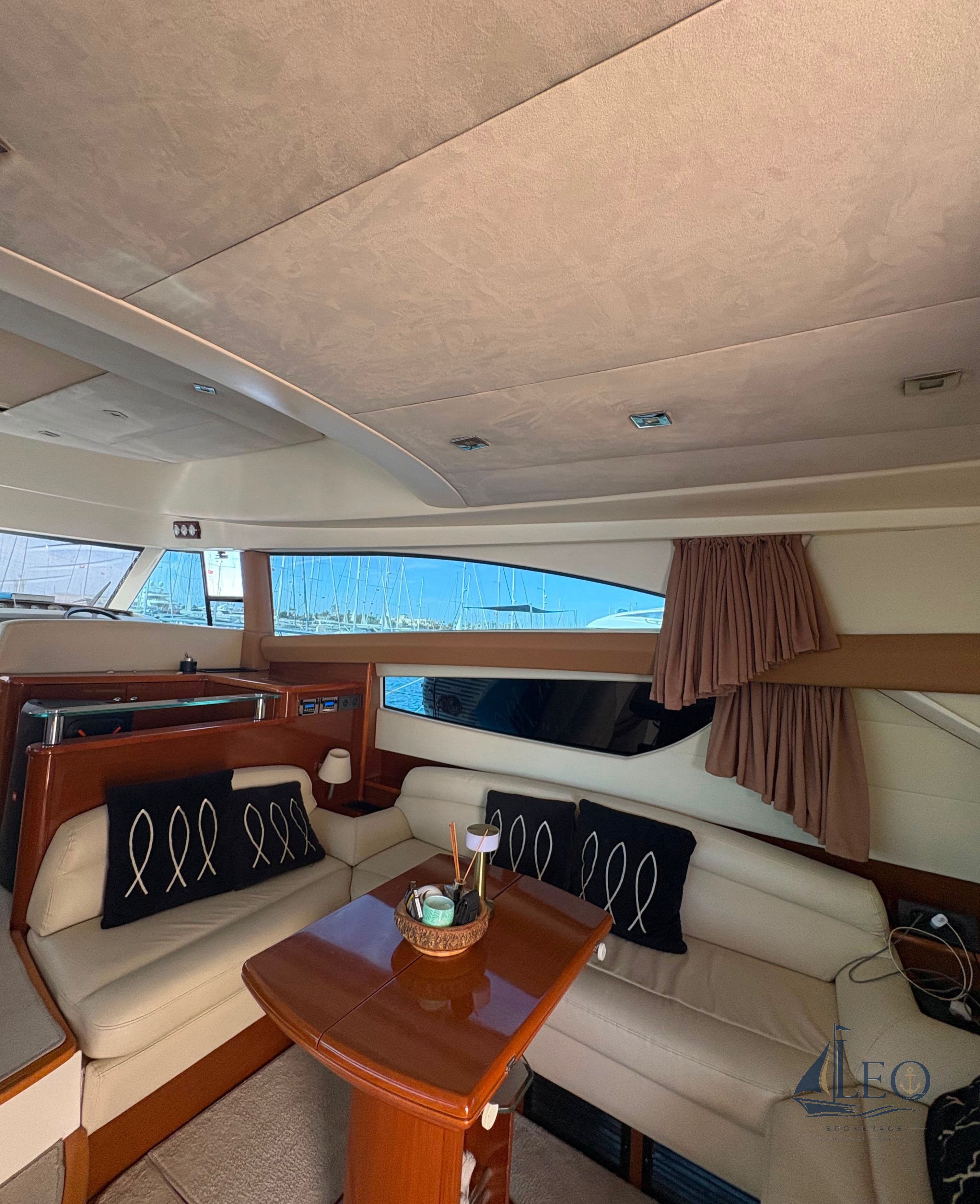 2010 PRESTIGE 50
