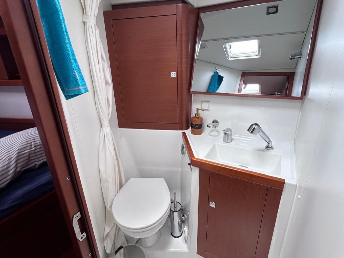 2016 Beneteau Oceanis 41