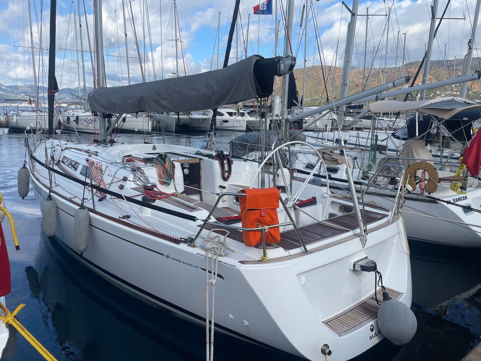 2006 Grand Soleil 37 B&C