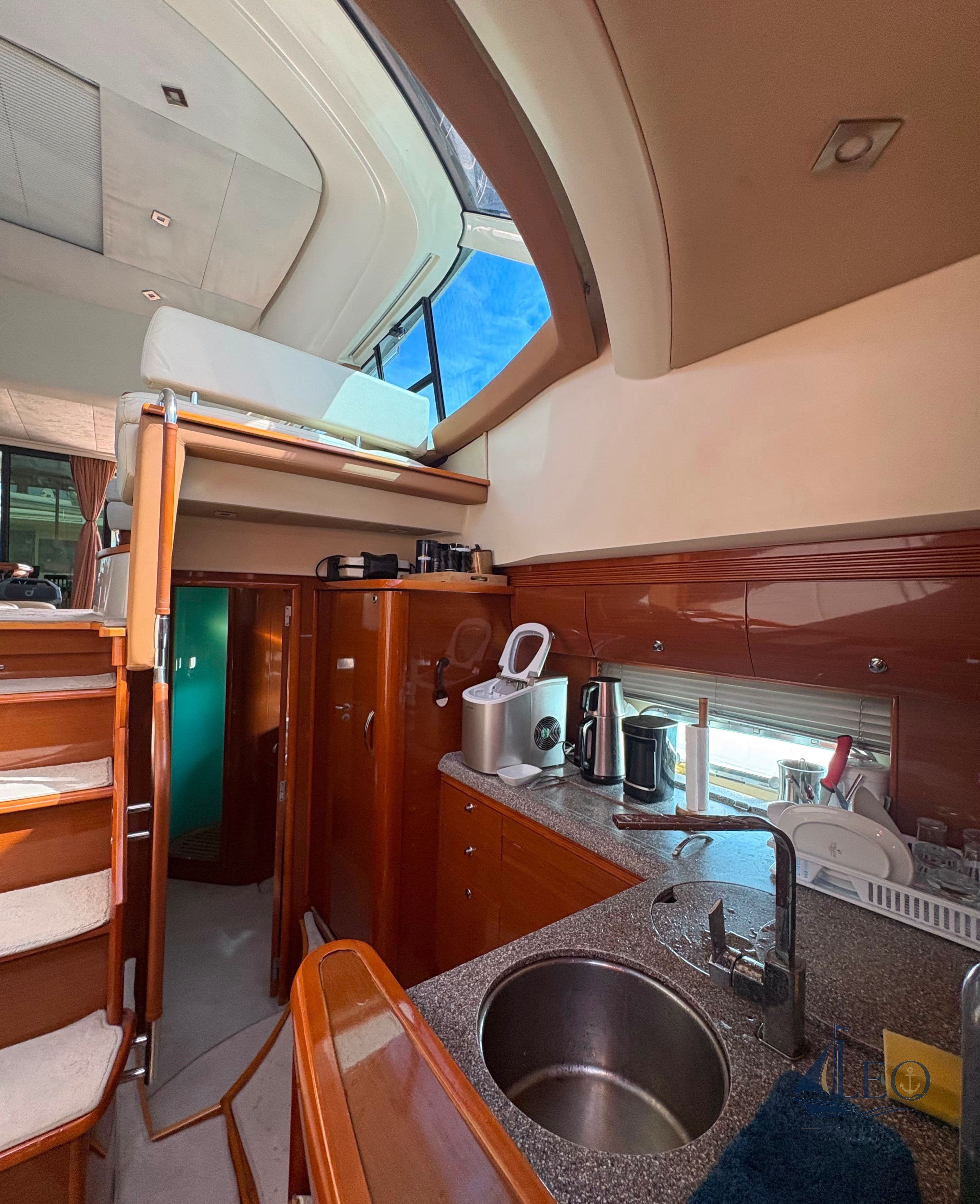 2010 PRESTIGE 50