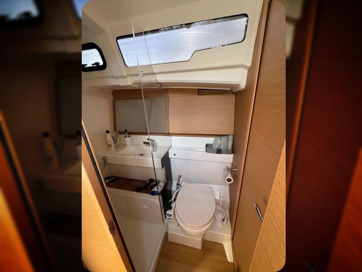 2025 Jeanneau Sun Odyssey 490