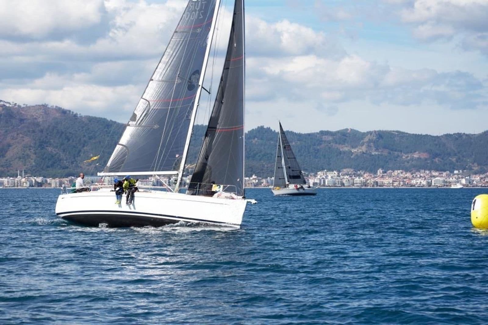 2006 Grand Soleil 37 B&C