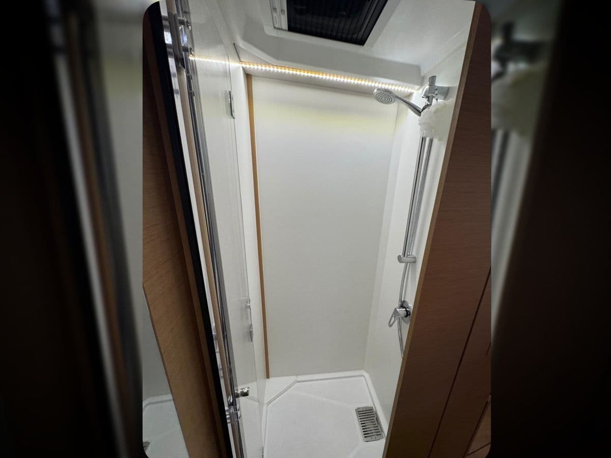2025 Jeanneau Sun Odyssey 490