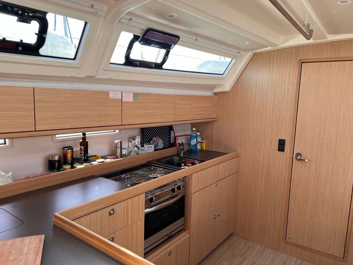2023 BAVARIA CRUISER 46