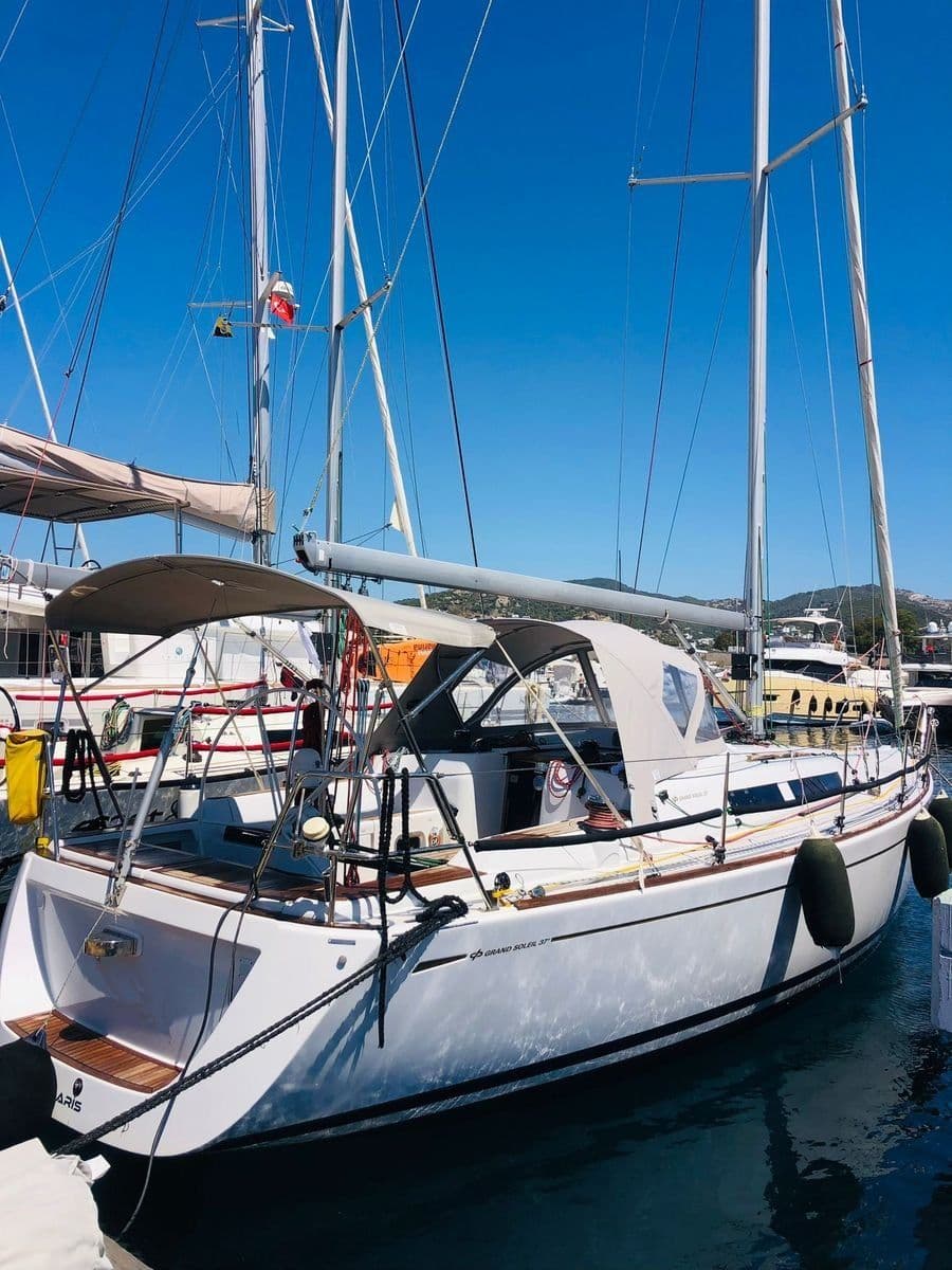 2006 Grand Soleil 37 B&C